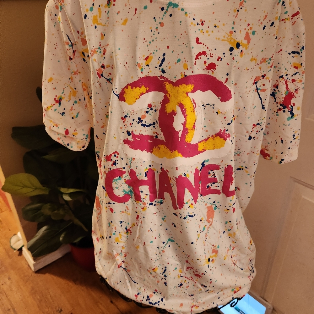Xl graphic tee